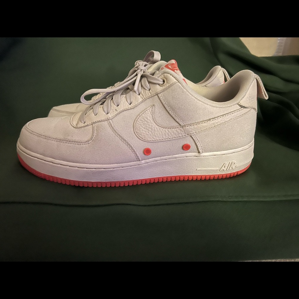 NIKE AIR FORCE 1 '07 CNVS DESERT SAND